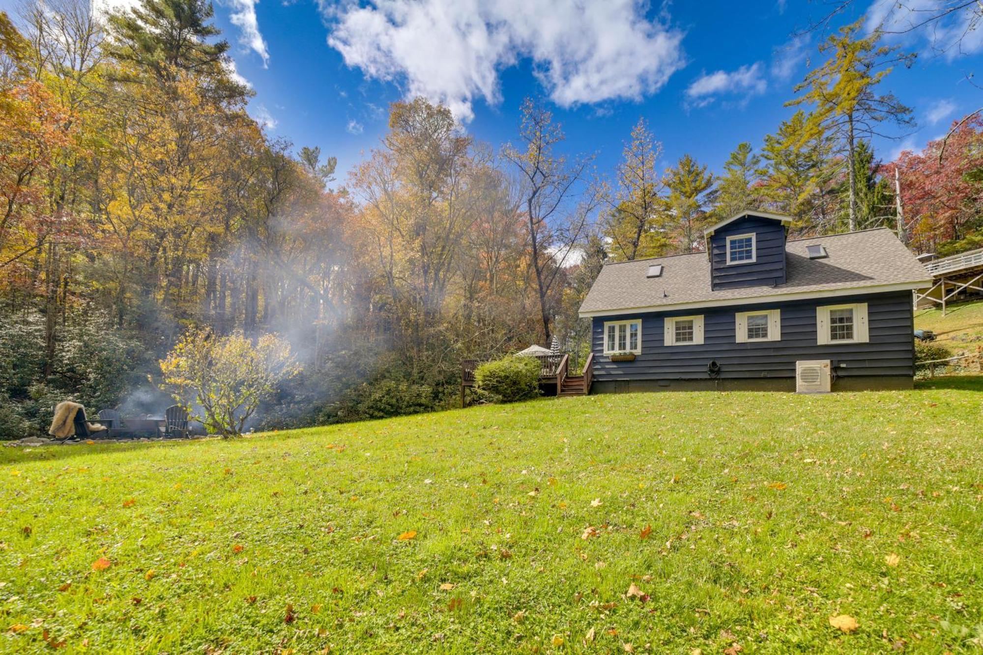 Enchanting Highlands Cottage With Pond And Falls! Εξωτερικό φωτογραφία